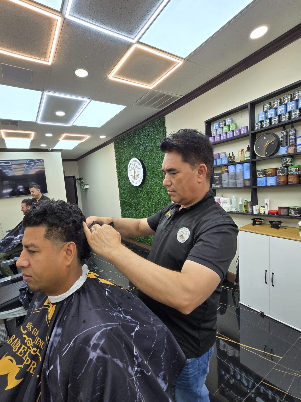 Abdul R Barbr Home - Golden Scissors Barbershop